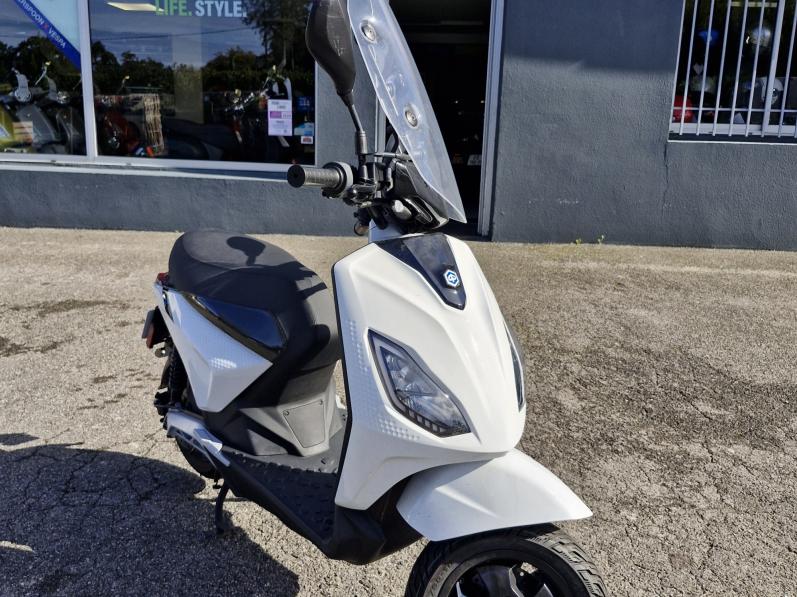 PIAGGIO 1 ACTIVE 60 KM/H