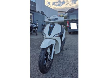 PIAGGIO LIBERTY 125 ABS E5+ SPORT BLANC