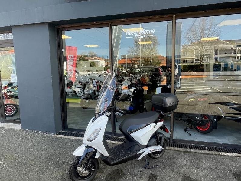 PIAGGIO ONE