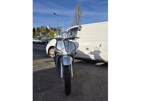 PIAGGIO LIBERTY 125 ABS E5 GRIS DELICATO
